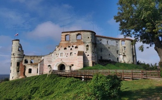 Zamek w Janowcu – udostępnienie ekspozycji dla zwiedzających w miesiącu styczniu